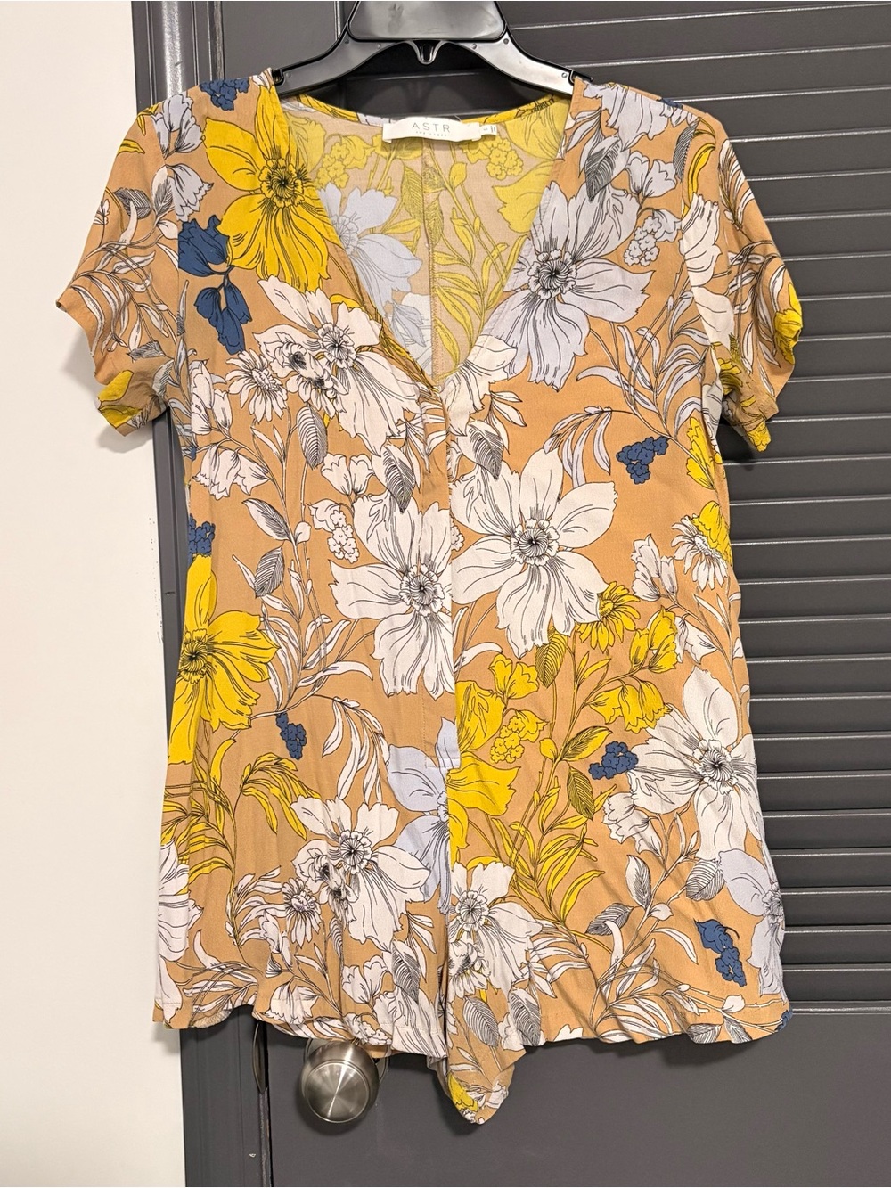 Astr Floral Floral Print Button Down Romper
